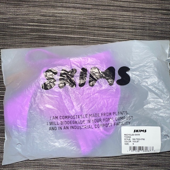 Skims Swim Thong Sz S in Violet - Picture 4 of 4